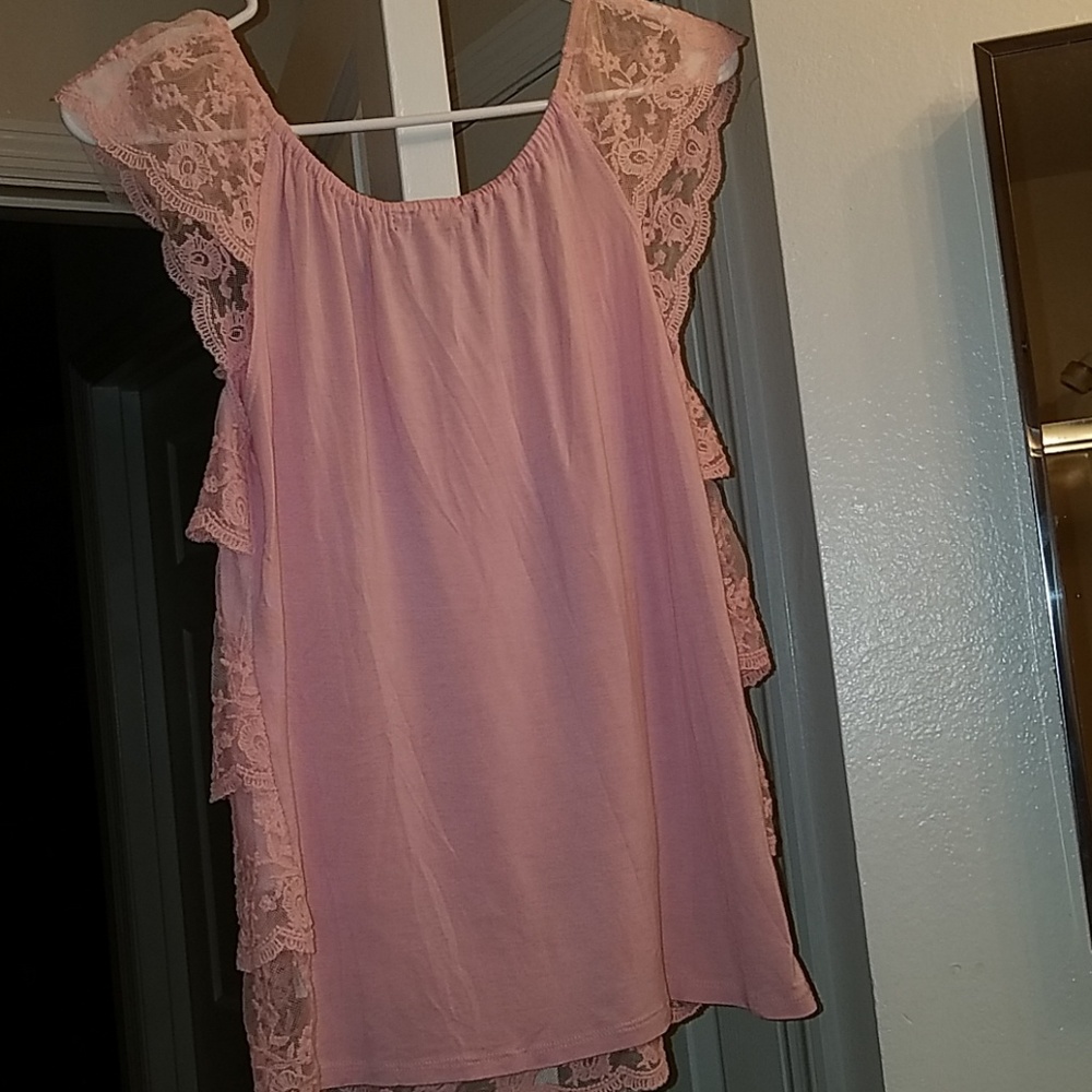 Lace Ruffle Tank - Picture 2 of 2